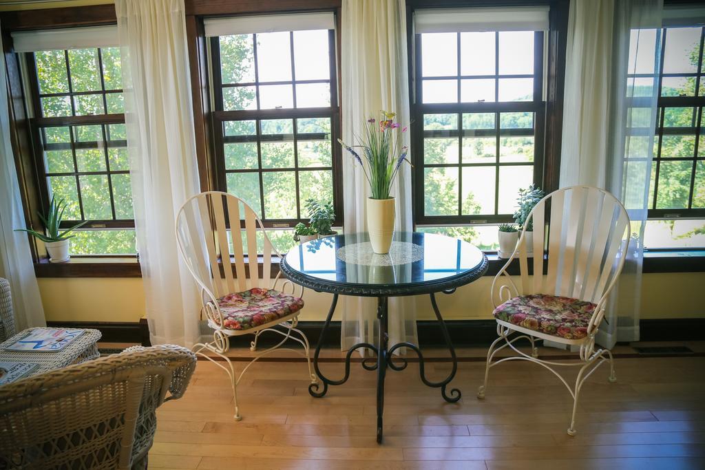 The Meier Inn, A Country Bed & Breakfast Boyceville 외부 사진